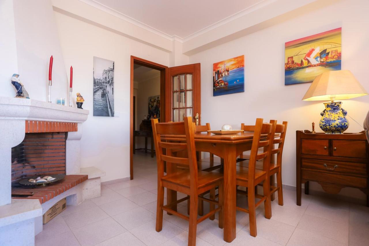 Brasil Avenue By Rent4All ฟิเกราดาฟอซ ภายนอก รูปภาพ